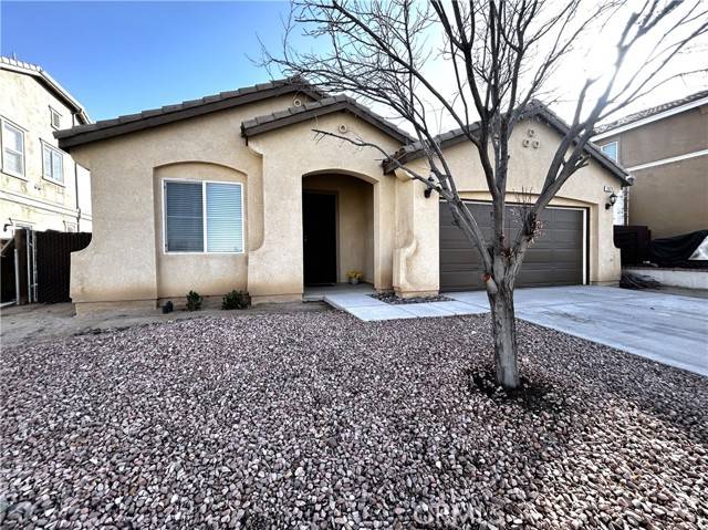 Hesperia, CA 92344,13275 Lone Pine Court