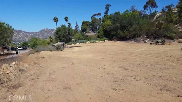 Fallbrook, CA 92028,5540 Rainbow Heights Road