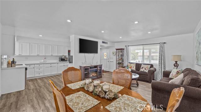 Menifee, CA 92586,27319 Capilano Drive