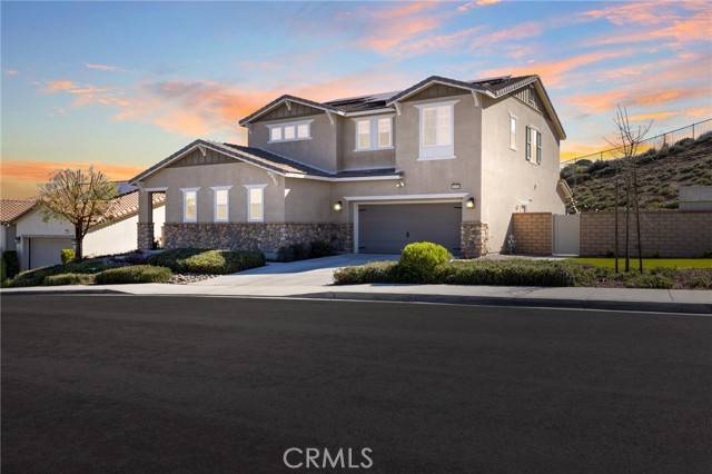 Menifee, CA 92584,30688 Lone Pine Drive