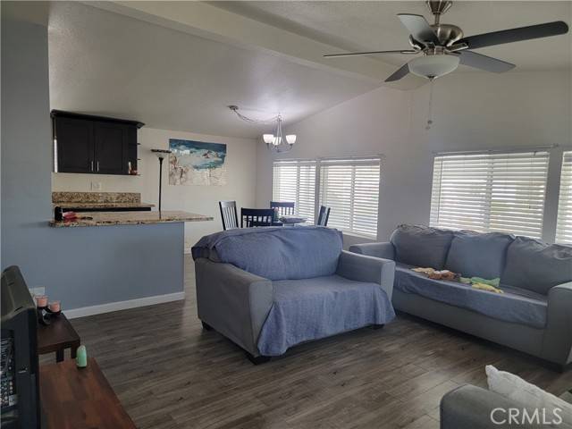 San Jacinto, CA 92583,655 E Main Street #31
