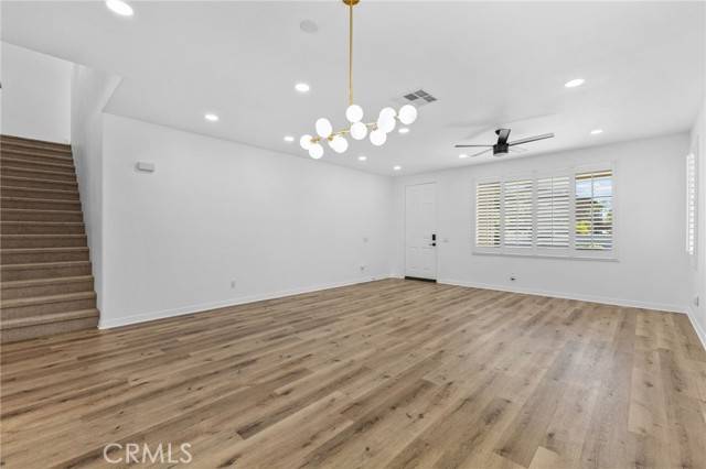 Murrieta, CA 92562,41675 Broad Oak Street