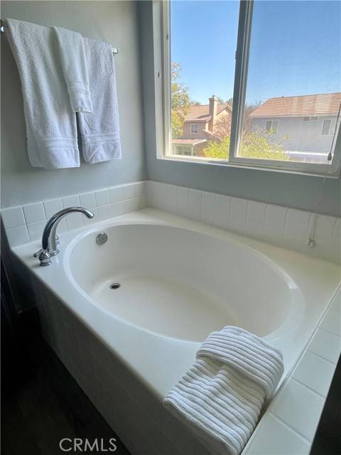 Murrieta, CA 92563,33618 Iris Lane