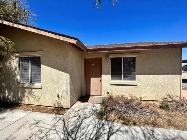 Twentynine Palms, CA 92277,6476 Desert Knoll Avenue