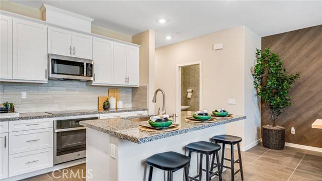 Ontario, CA 91762,2828 E Schumacher Paseo