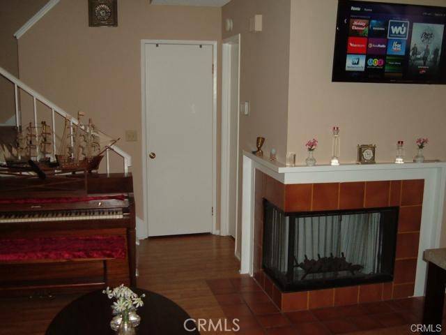 Simi Valley, CA 93065,2452 Chandler Ave. #1