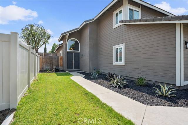 Redlands, CA 92374,1530 N Grove Street