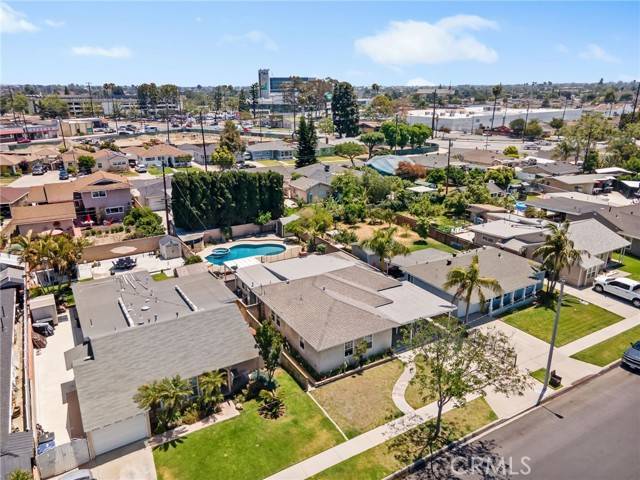 Bellflower, CA 90706,13828 Cowley Avenue