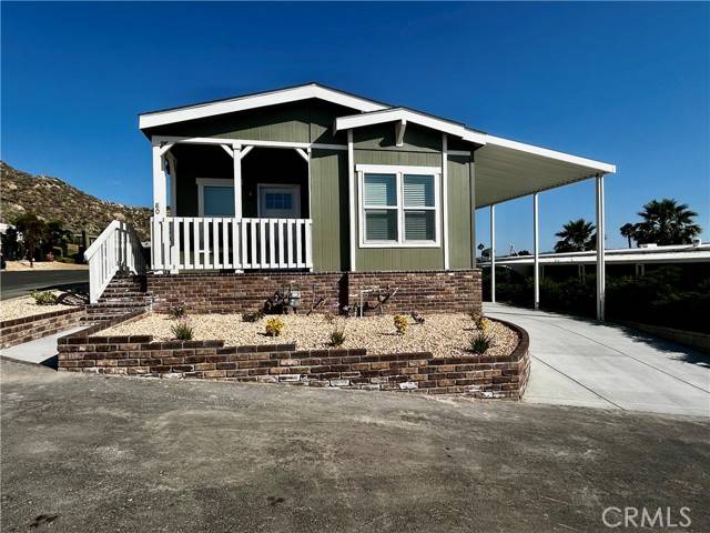 Hemet, CA 92543,1536 S State st #80