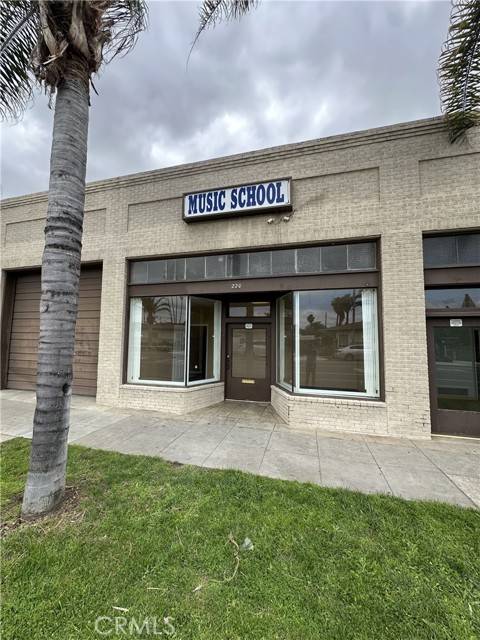 Lake Elsinore, CA 92530,220 Graham Ave
