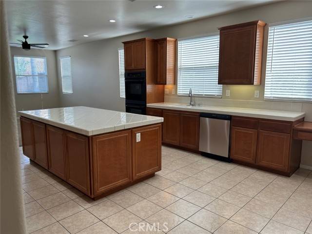 Winchester, CA 92596,31620 Pepper Tree Street