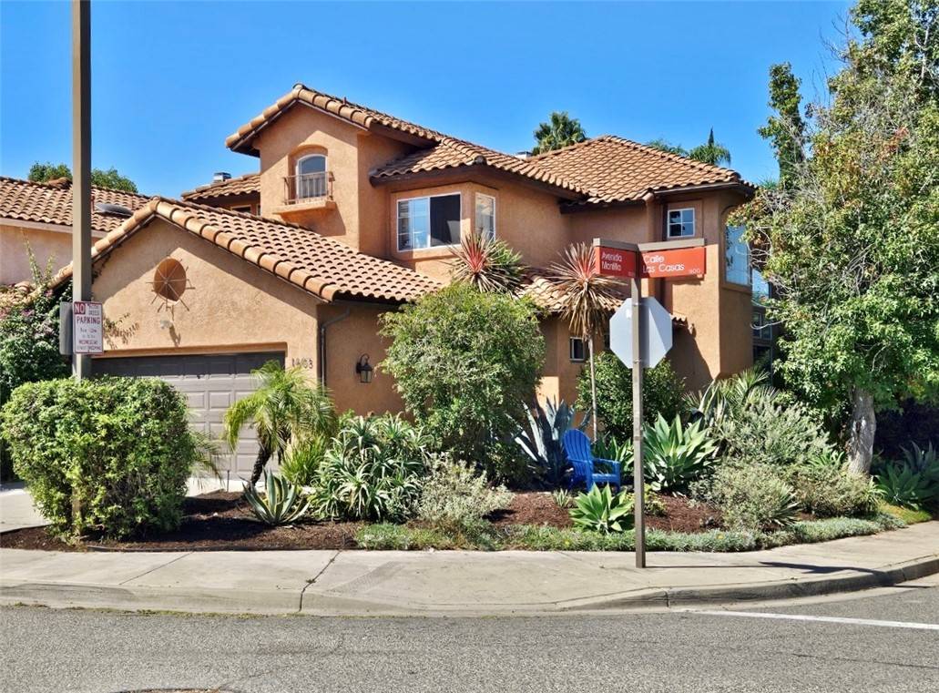 Oceanside, CA 92056,1603 Calle Las Casas