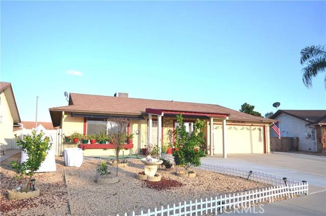 Menifee, CA 92586,27958 Foxfire Street