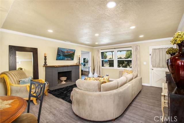 Riverside, CA 92505,3704 La Sierra Ave