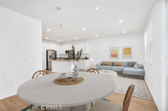 Eastvale, CA 92880,13946 Blossom Way