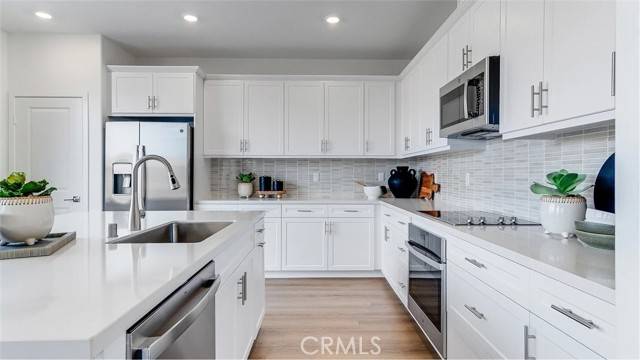 Ontario, CA 91761,2636 Birdsong Privado Avenue