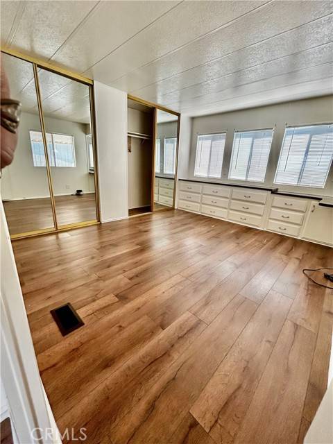 Hemet, CA 92543,220 ELK st #118