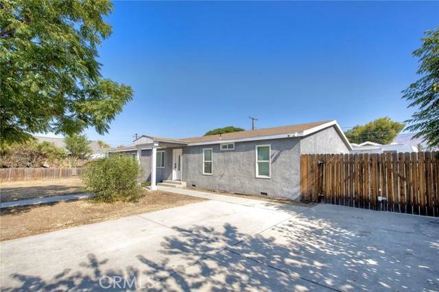 San Jacinto, CA 92583,339 E 6th Street