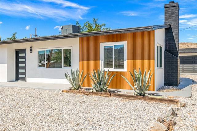 Joshua Tree, CA 92252,61730 Oleander Drive