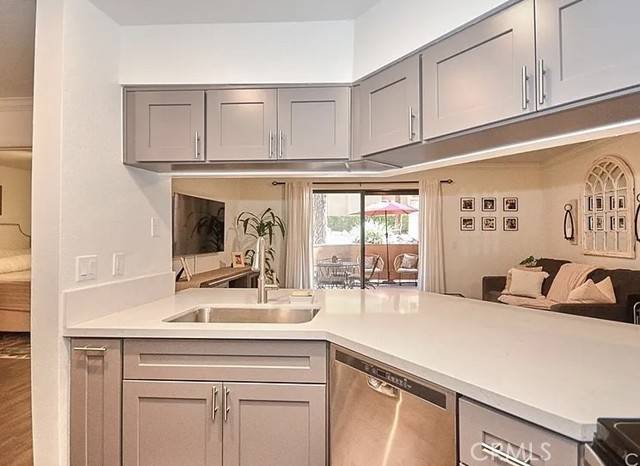 Rancho Cucamonga, CA 91737,10655 Lemon #2605