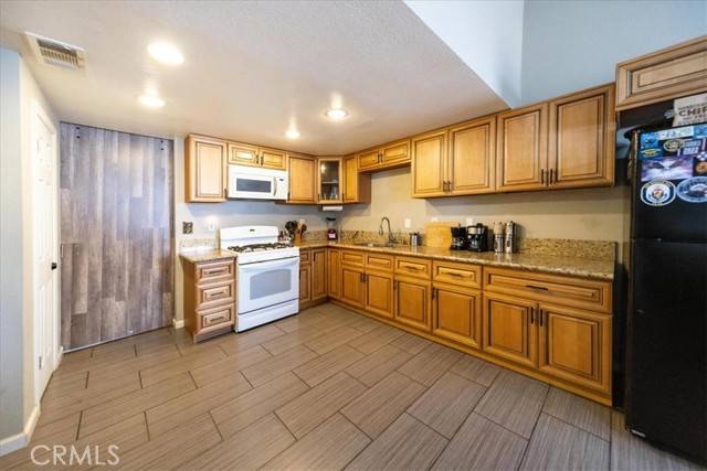 Hemet, CA 92545,3671 Sydney