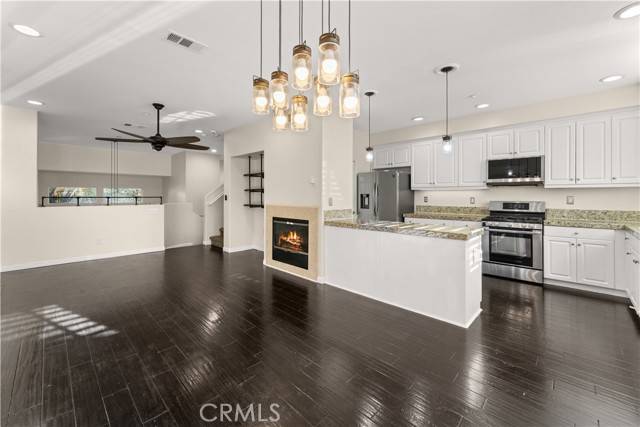 Murrieta, CA 92563,33650 Willow Haven #102