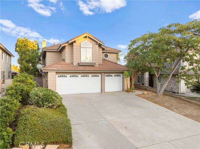 Murrieta, CA 92562,40132 White Leaf