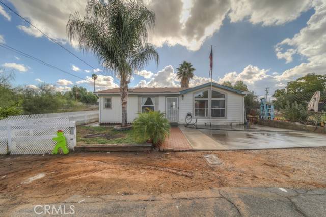 Menifee, CA 92587,23591 Clara