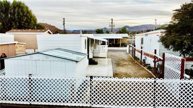 Joshua Tree, CA 92252,6426 Valley View Street #9