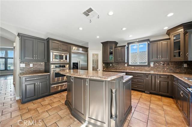 Murrieta, CA 92562,23549 Bending Oak Court