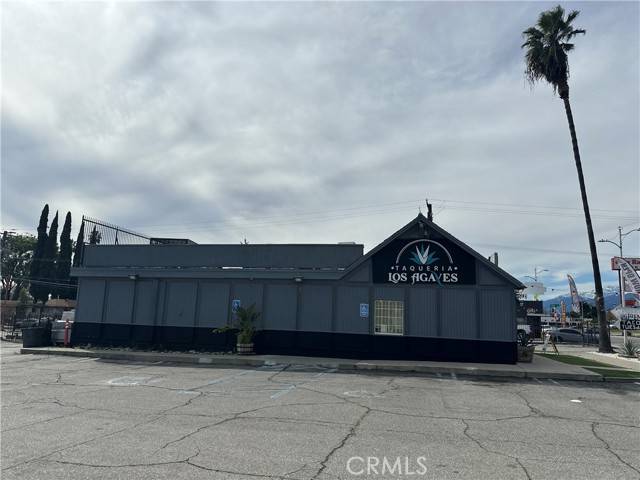 San Bernardino, CA 92404,145 E Highland Avenue