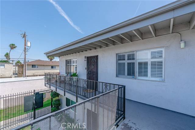 Long Beach, CA 90805,5530 Ackerfield Avenue #211