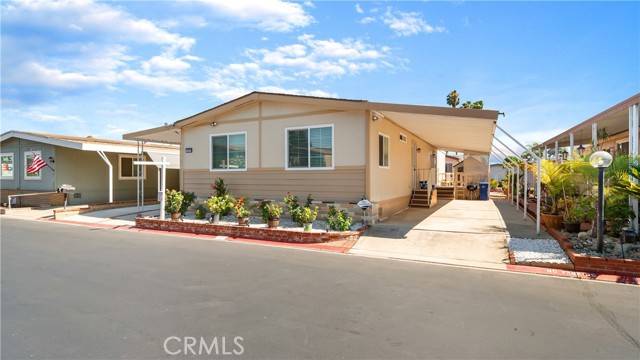 Ontario, CA 91761,1456 E PHILADELPHIA #320