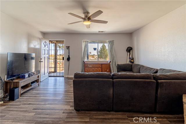 Adelanto, CA 92301,18316 Reiman Street