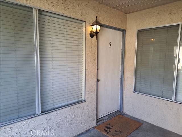 Riverside, CA 92507,2891 Canyon Crest Dr #5