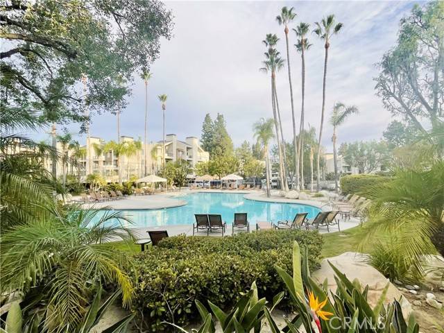 Woodland Hills (los Angeles), CA 91367,21520 Burbank Boulevard #210