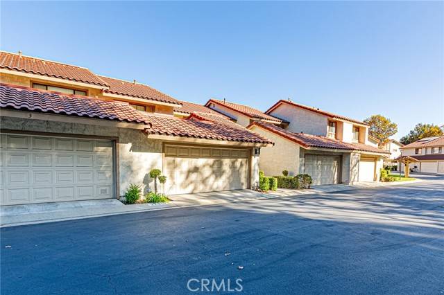 Diamond Bar, CA 91765,22801 Chardonnay Drive #4