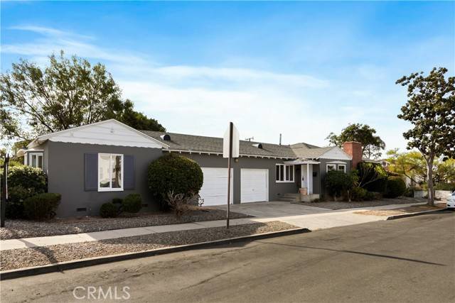 Placentia, CA 92870,110 Orange Grove Avenue