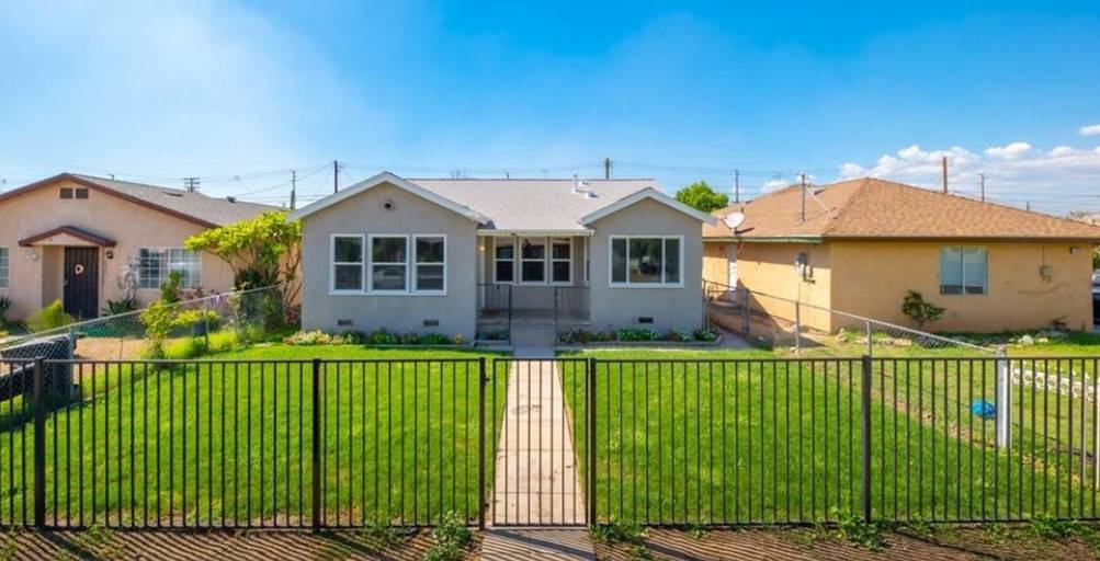 Colton, CA 92324,1315 Holly Avenue