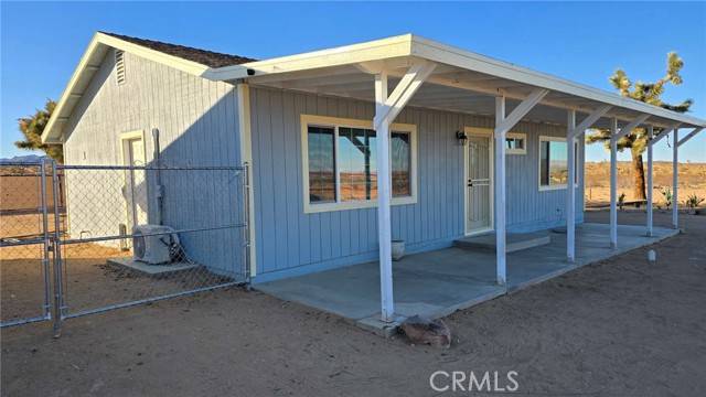 Landers, CA 92284,215 Hilton Avenue
