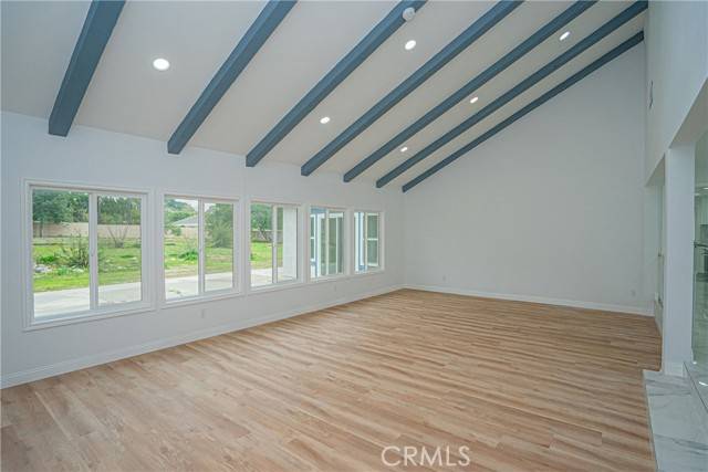 Claremont, CA 91711,3518 N Mills Avenue
