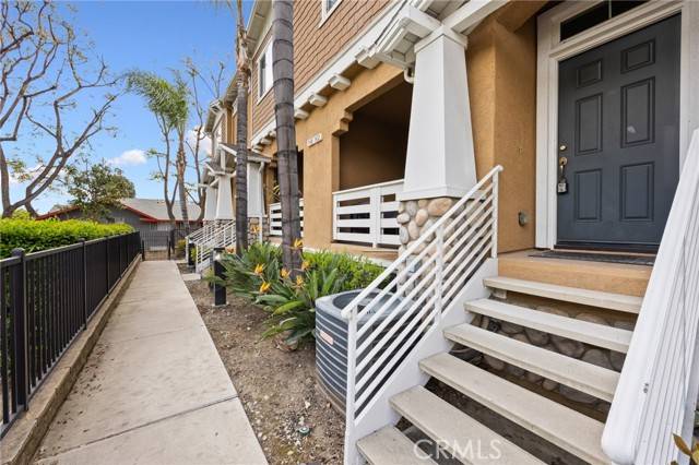 Pomona, CA 91767,1452 Oakwood Way