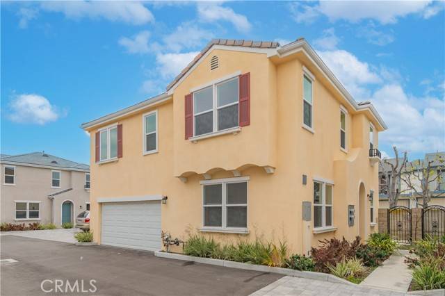 Whittier, CA 90604,11237 Gladhill Road #11
