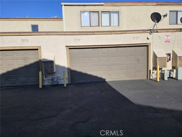 Fontana, CA 92335,9202 Citrus Avenue #B