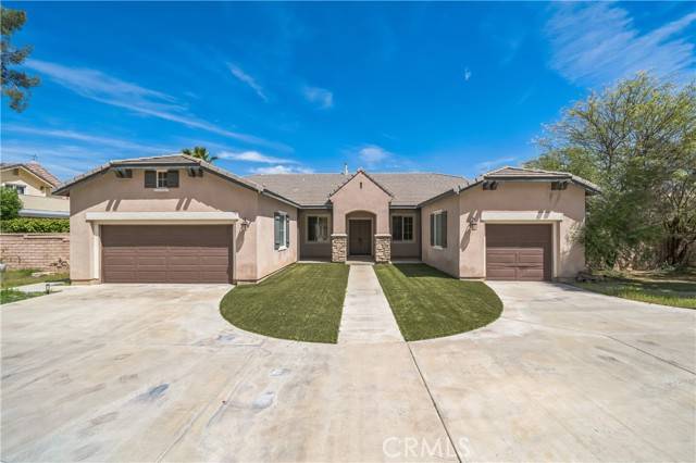 Lake Elsinore, CA 92532,2 Villa Roma Street