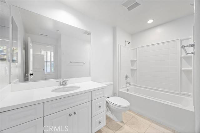 Ontario, CA 91761,3240 S Westmont Lane #5