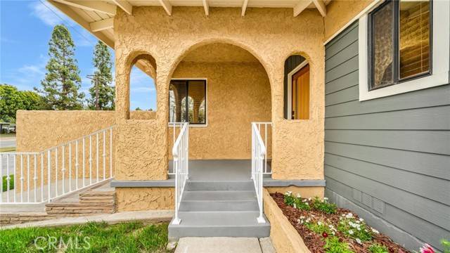 Long Beach, CA 90815,2552 Ostrom Ave