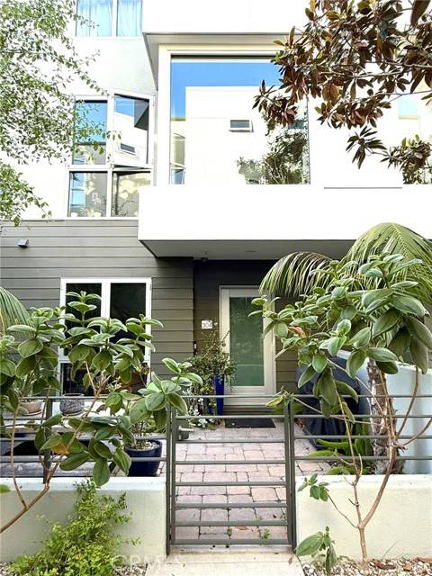 Marina Del Rey, CA 90292,310 Washington Boulevard #304