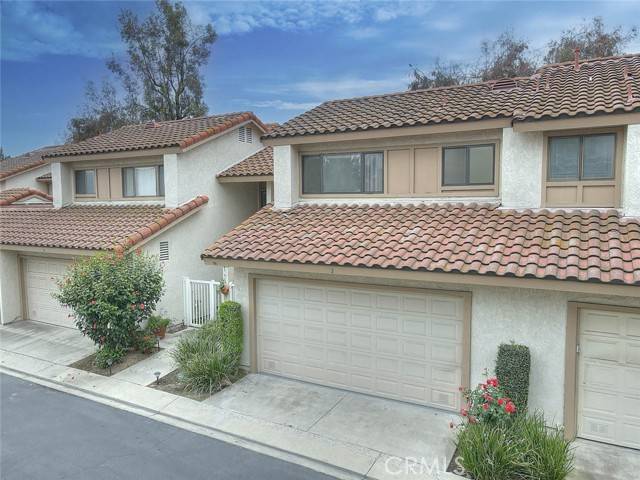 Diamond Bar, CA 91765,23020 Paseo De Terrado #2