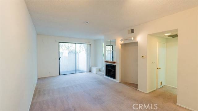 Van Nuys (los Angeles), CA 91405,7311 Kester Avenue #11